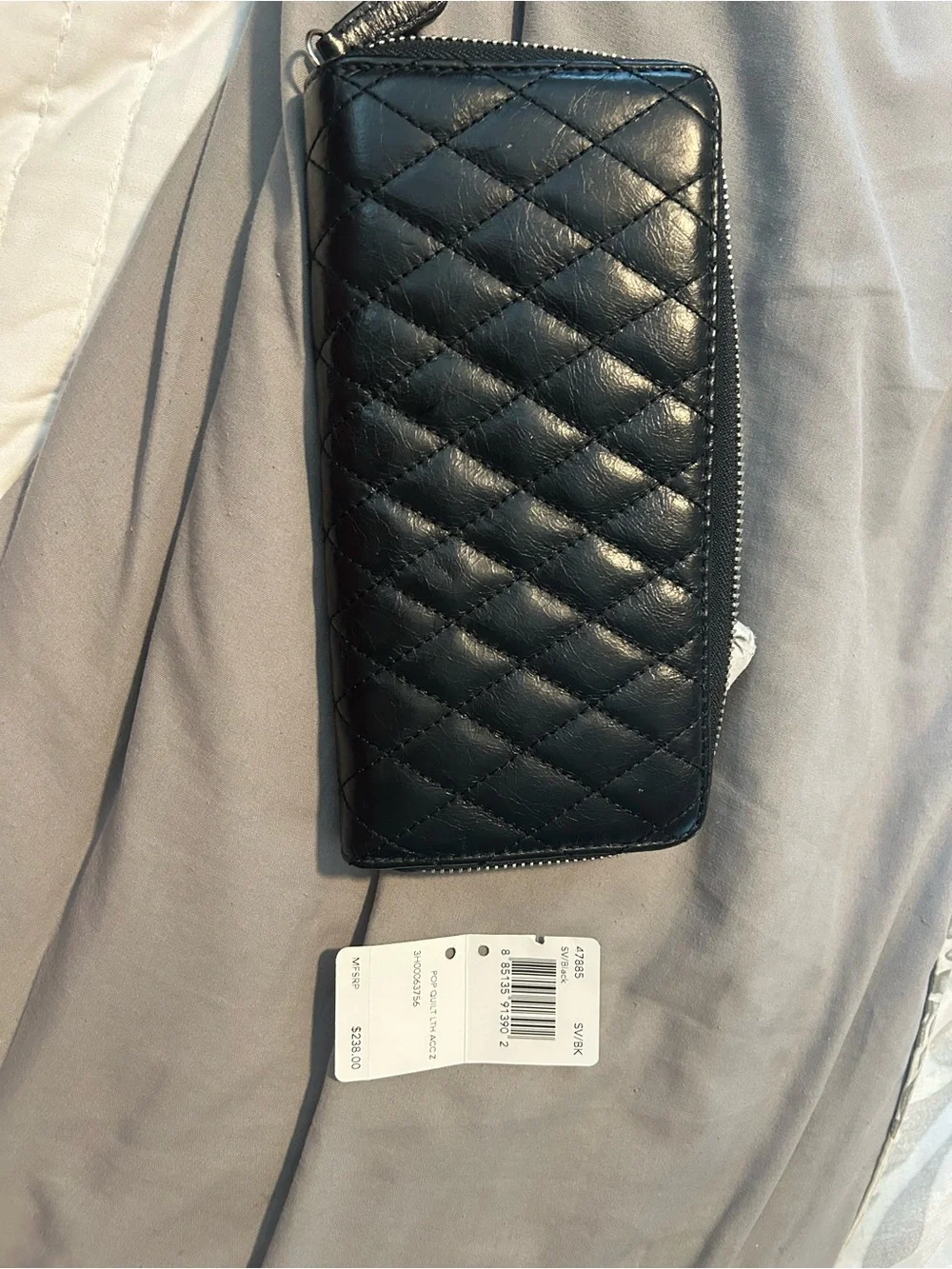 Coach Black Quilted Leather Zip Wallet with Logo Badge